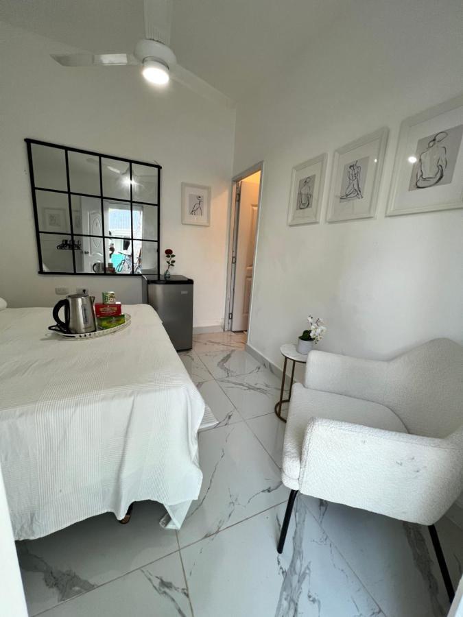 Casa Rosada Beach Front Mano Juan Kültér fotó